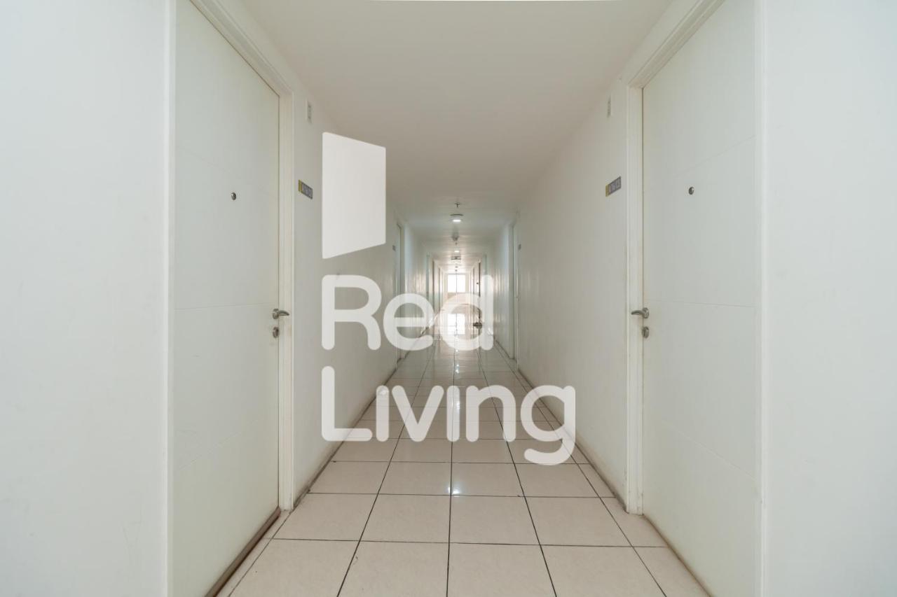 Redliving Apartemen Bassura City - Vina Tan Tower Flamboyan Джакарта Экстерьер фото